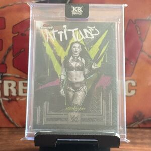 Jazmyn Nyx - Topps Finest Attitude /15 Bookend